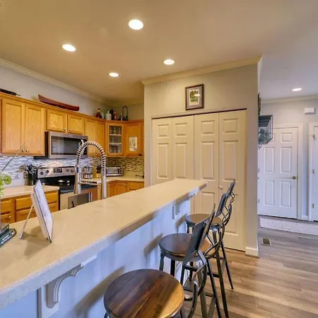 Bucket List Views Sugar Mountain Private Condo - 2Bed, 2Bath, Sleeps 6, Panoramic Views Of Mountains From Large Deck, Short Drive To Shopping, Restaurants, Cafes & Banner Elk Town Exterior photo