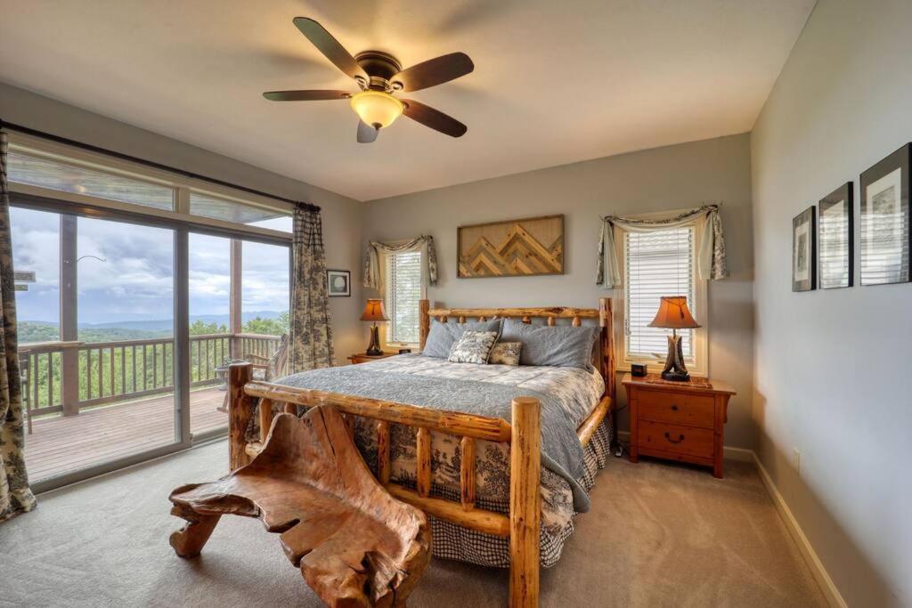 Apartment Bucket List Views Private - 2bed, 2bath, Sleeps 6, Panoramic Views Of Mountains From Large Deck, Short Drive To Shopping, Restaurants, Cafes & Banner Elk Town